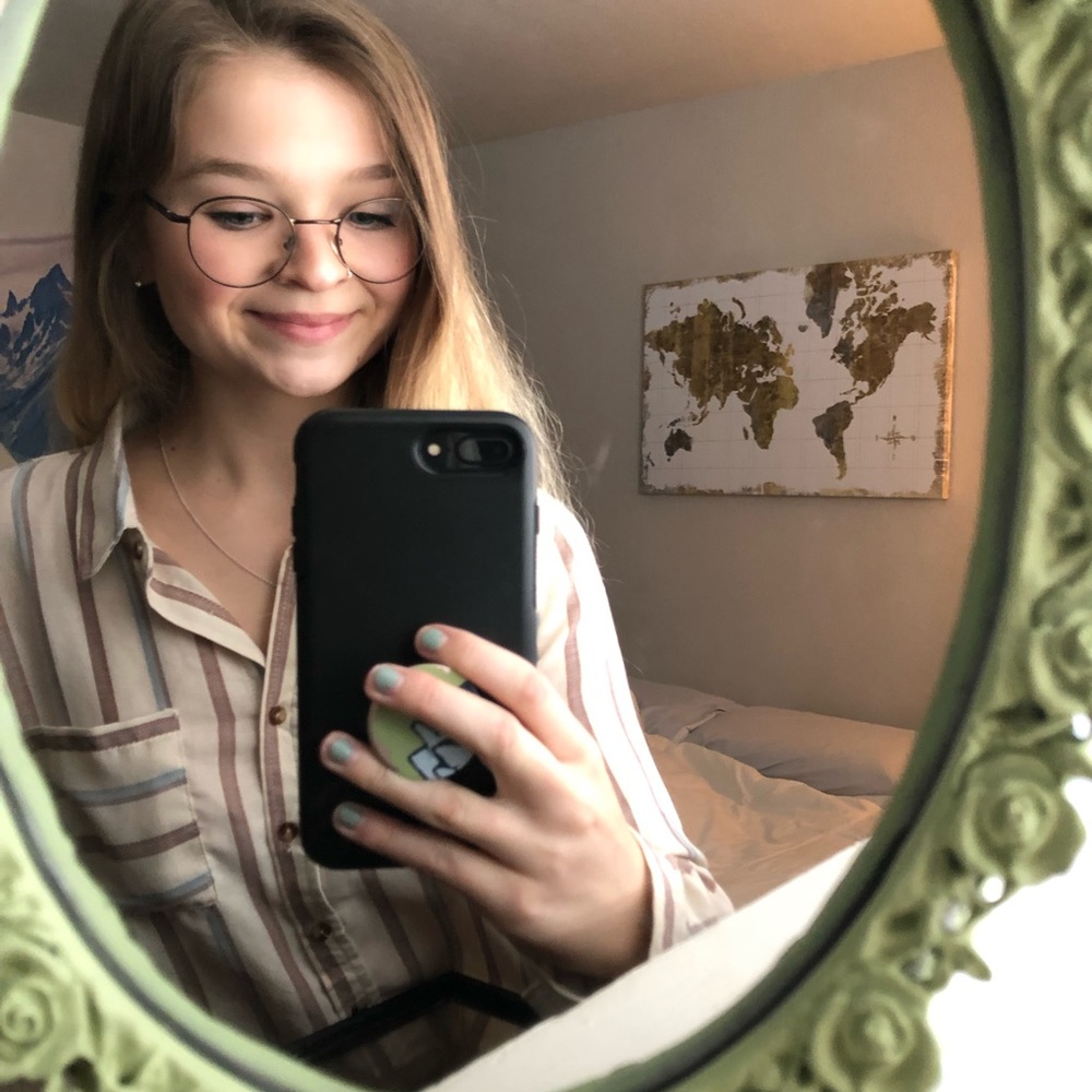 Meet your Posher, Vanessa